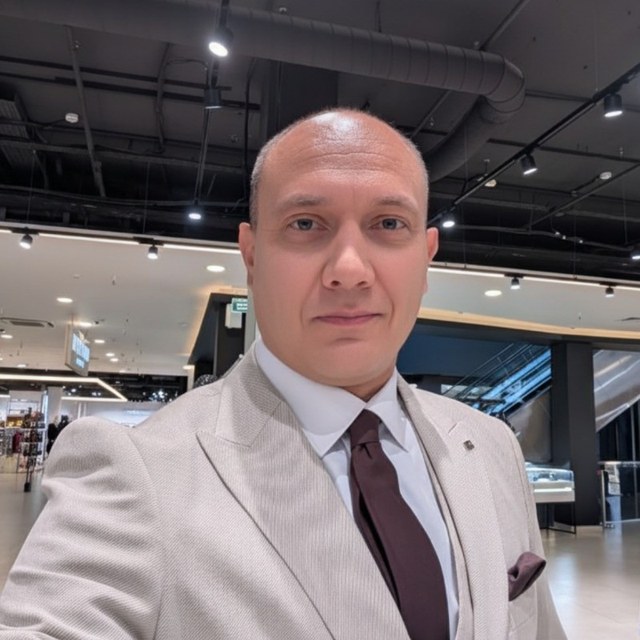 Pavel, CEO & Founder of Stackfort
